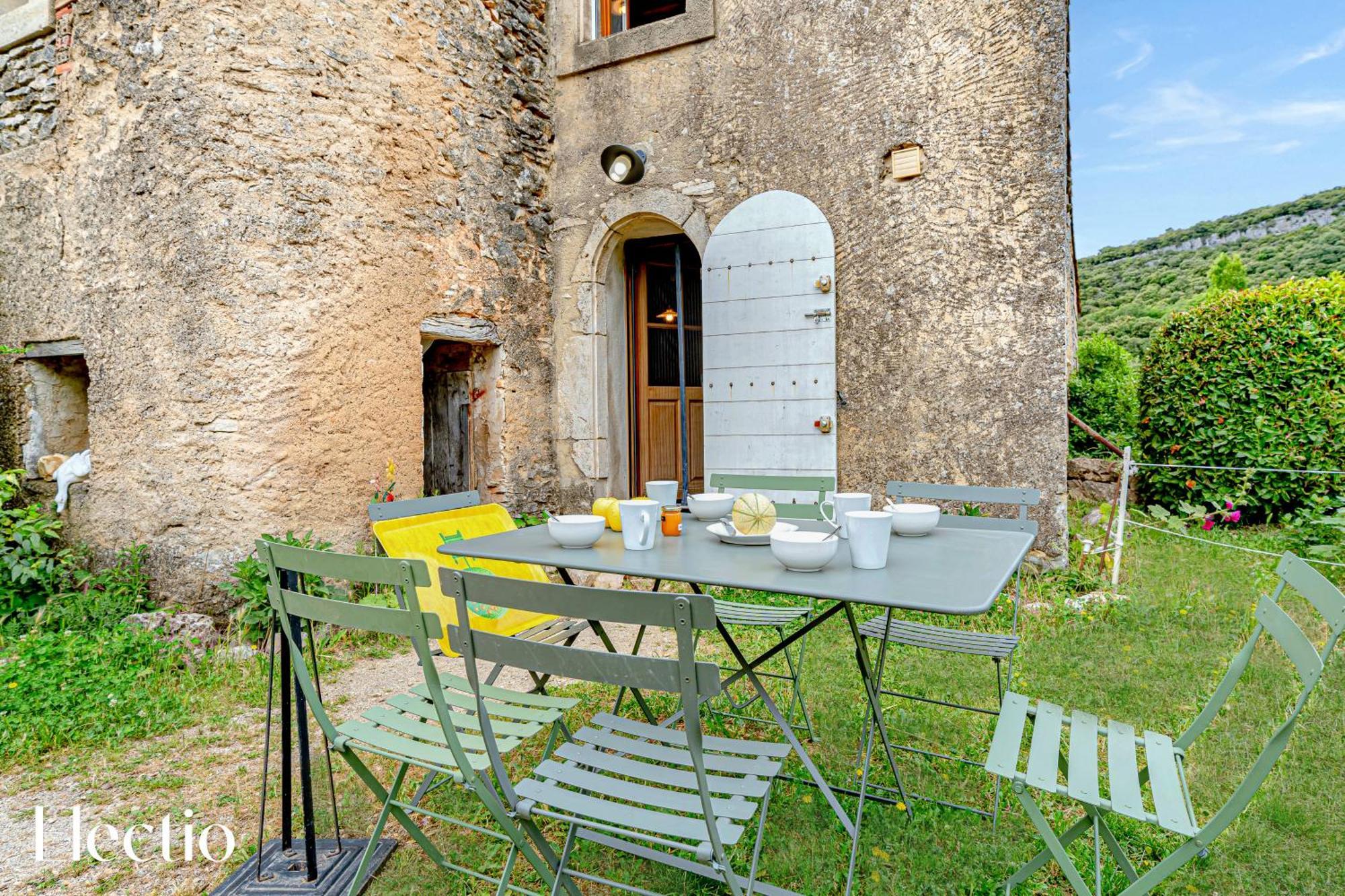 Holiday home Mas La Miellerie - Charme Authentique Et Nature Simiane-la-Rotonde