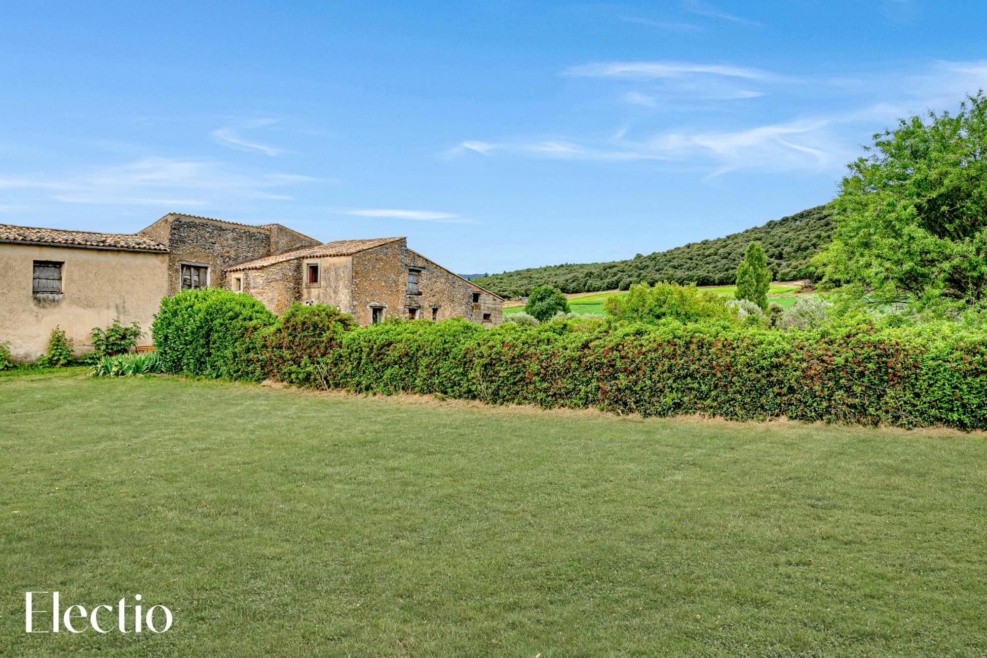 Holiday home Mas La Miellerie - Charme Authentique Et Nature