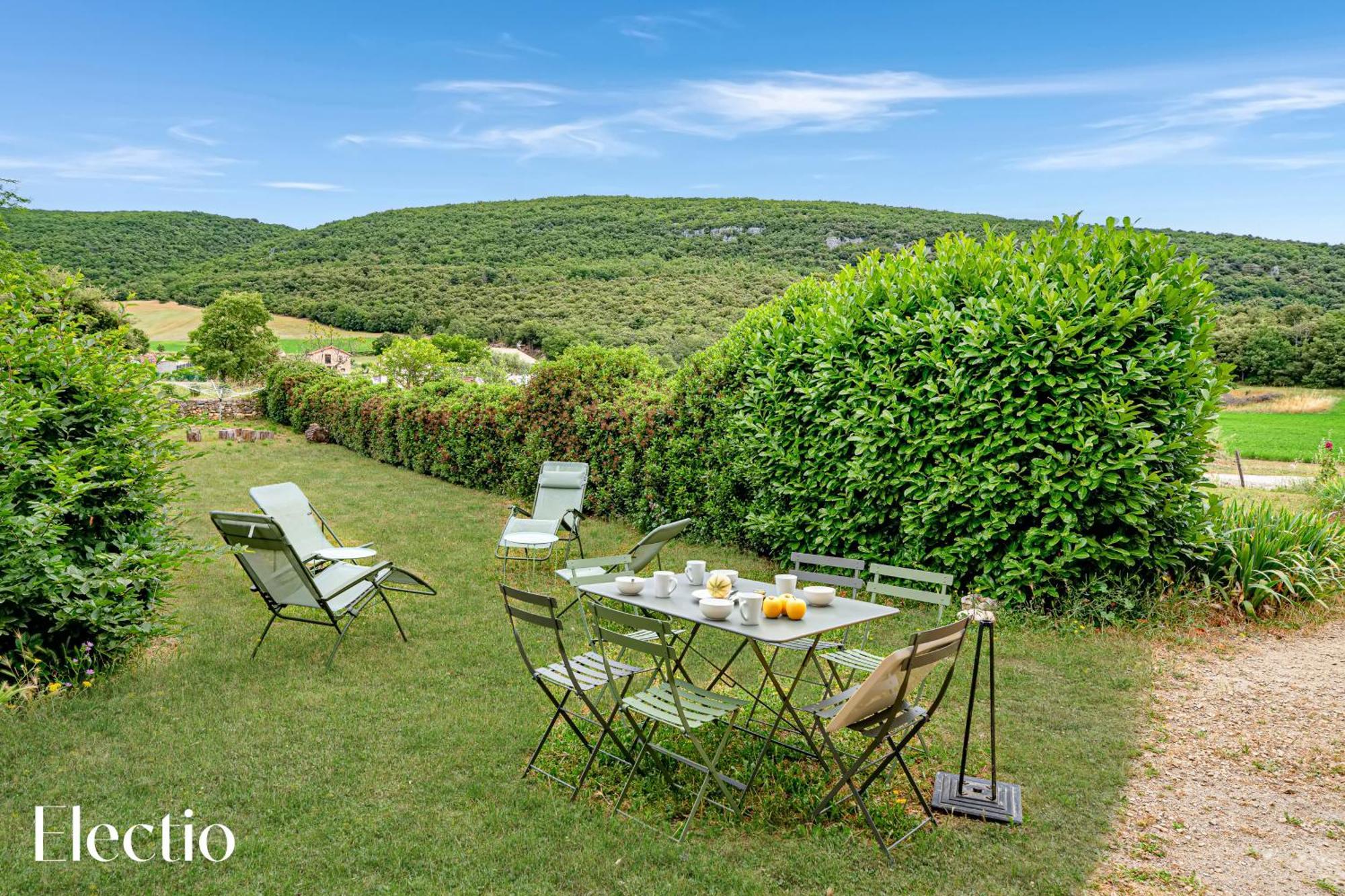 Holiday home Mas La Miellerie - Charme Authentique Et Nature Simiane-la-Rotonde